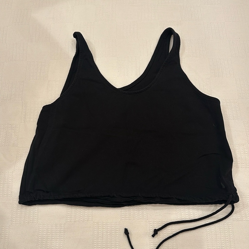 Nike Size Small Cropped Tank